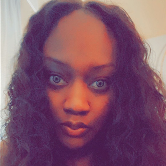 Meet your Posher, Suena - Picture 1 of 1